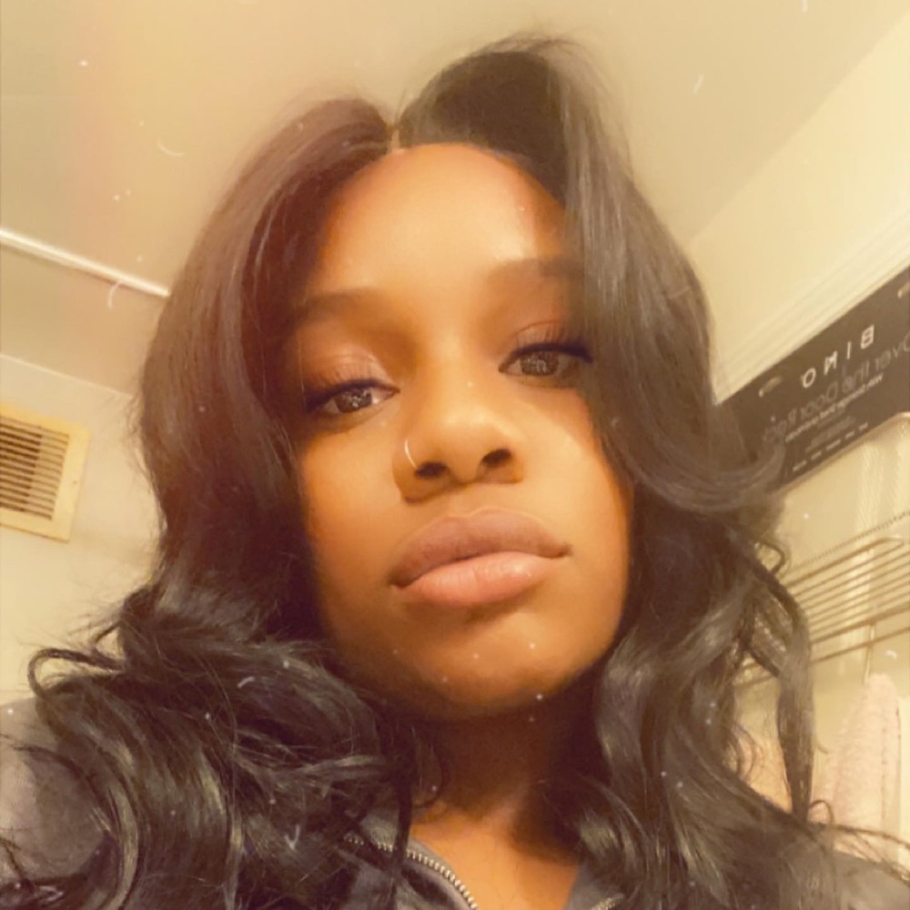 Meet your Posher, Tiff